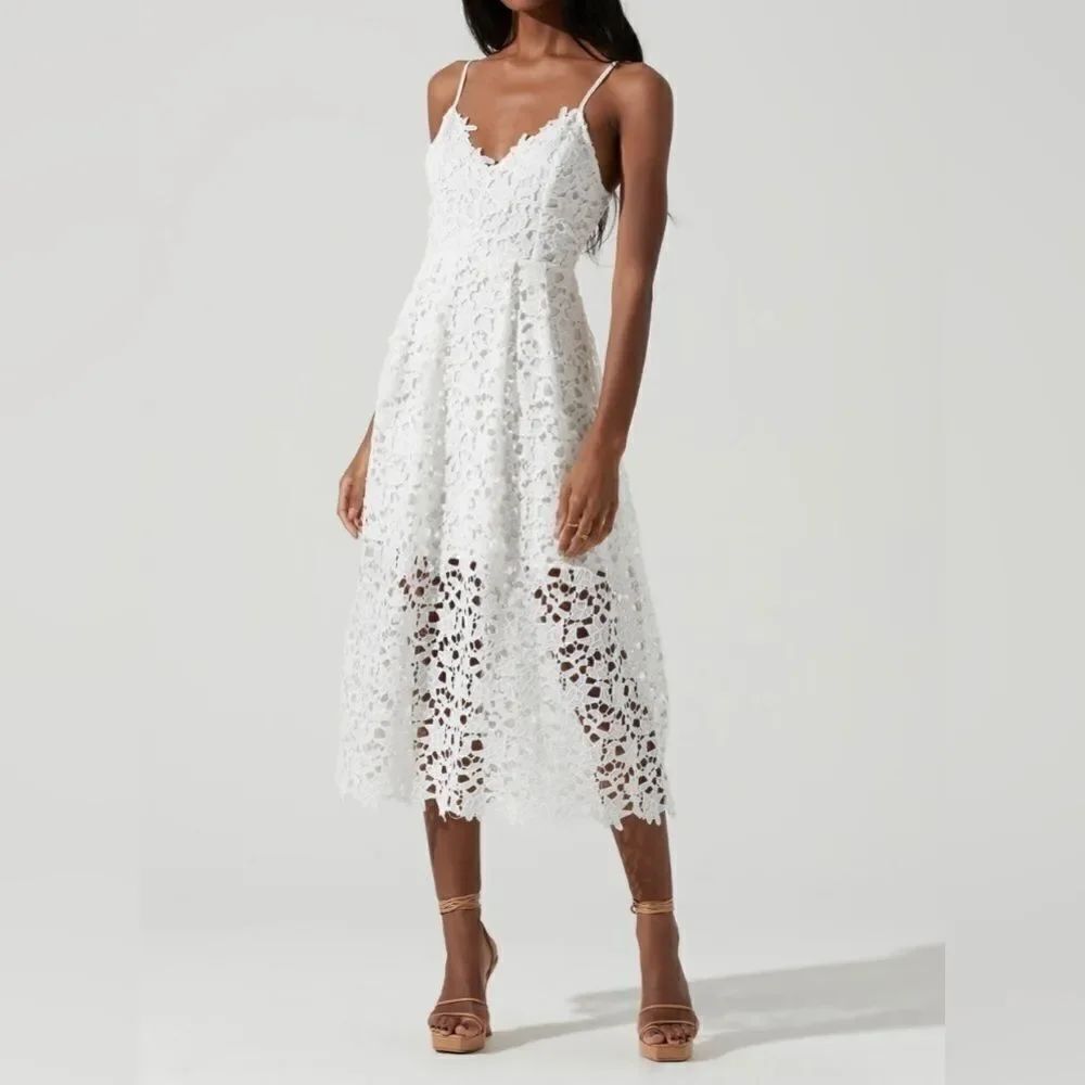 Astr LACE A LINE MIDI DRESS lined in white sz M